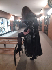 Gown and posture education