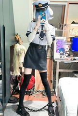 Pencil Skirt Cosplay 1