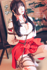 Miko bondage