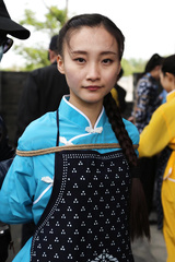 Costumes of female militiamen and female martyrs
