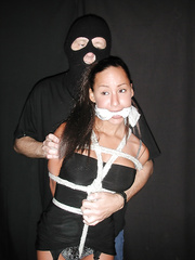 Jordan Berlin, Sadie Bell & Emily M@rilyn - Caged