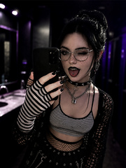 Me ♥ (Make tributes pls)