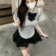 3148977025