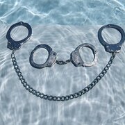 Cuffed Subbi