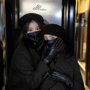 jinnygloves