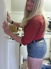 Bondagebuttslut